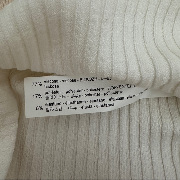 Zara Women’s Cream Ribbed V-Neck Button Viscose Crop Top Size L - Picture 9 of 11